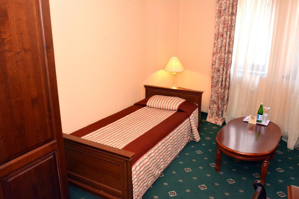 Atrium Hotel Ivano-Frankivsk Habitación foto